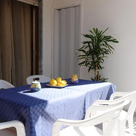 Stella Di Mare Apartment