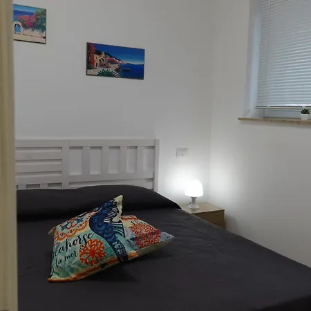 Stella Di Mare Apartment